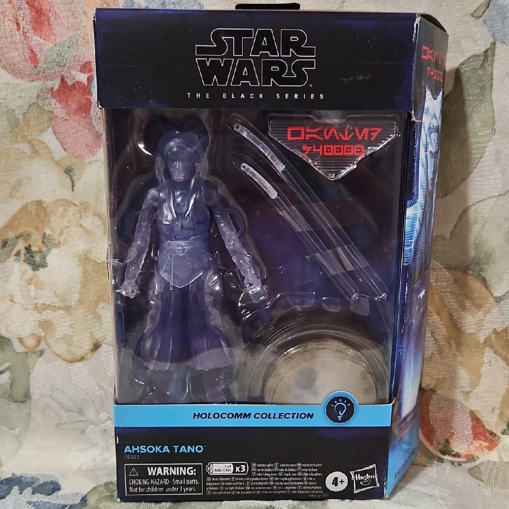 STAR WARS: The Black Series Holocomm Collection "Ahsoka Tano" Action Figure-NEW